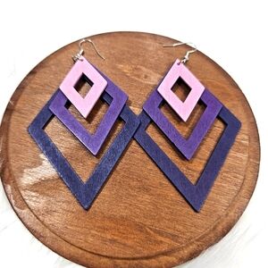 NIP Pink & Purple Wooden Tripple Diamond Shape Dangle Earrings